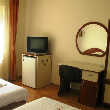 Hotel Nakra Radnevo Esterno foto